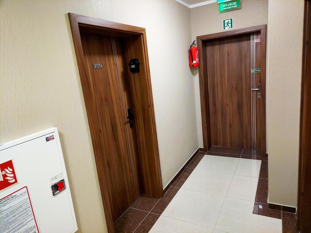 Apartament Planeta Mielno - Centrum, 2 Minuty Od Plazy ! ! ! Exterior photo